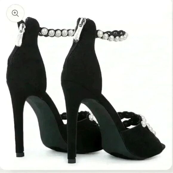 Black and Pearl Cape Robbin suede heels - Picture 2 of 9